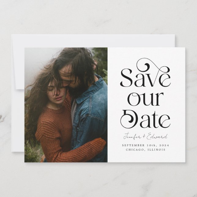 Stylischer Typografie-Foto QR-Code Save the Date (Vorderseite)