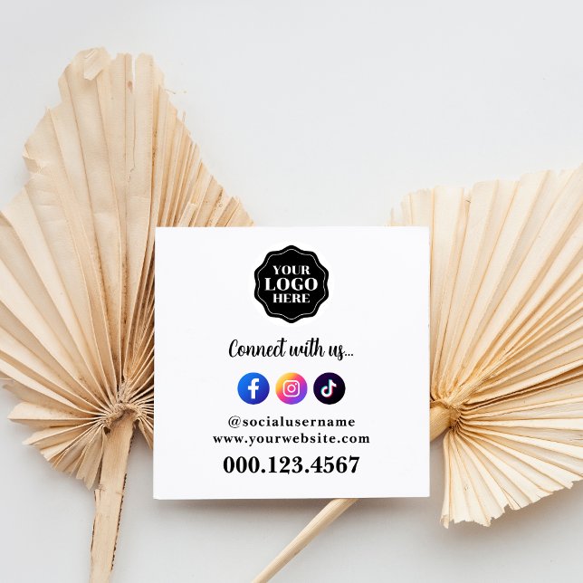 Stylischer und einfacher QR Code für Social Media Quadratische Visitenkarte (Von Creator hochgeladen)