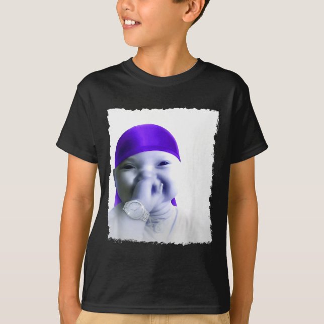 Stylish Ai Baby Holding Back Laugh Gigging Meme  T-Shirt (Vorderseite)