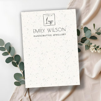 SUBTLE WHITE CERAMIC TEXTUR EARRING DISPLAY LOGO VISITENKARTE