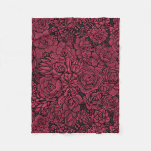 Succulents in Viva Magenta- Color of the Year 2023 Fleecedecke