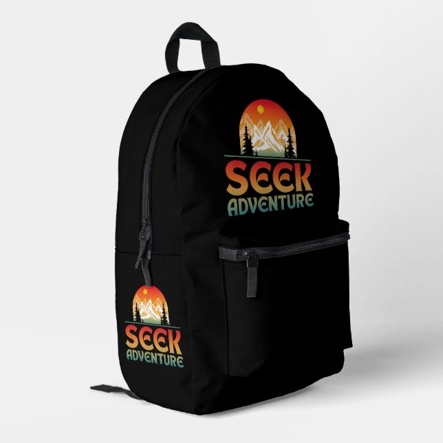 SUCHE BEDRUCKTER RUCKSACK (Rückseitige Ecke links)