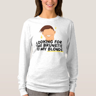 Suche die Brünette zu meinem Blond T-Shirt