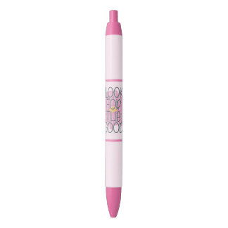 Suchen Sie nach einem guten Tintenstift. Kugelschreiber
