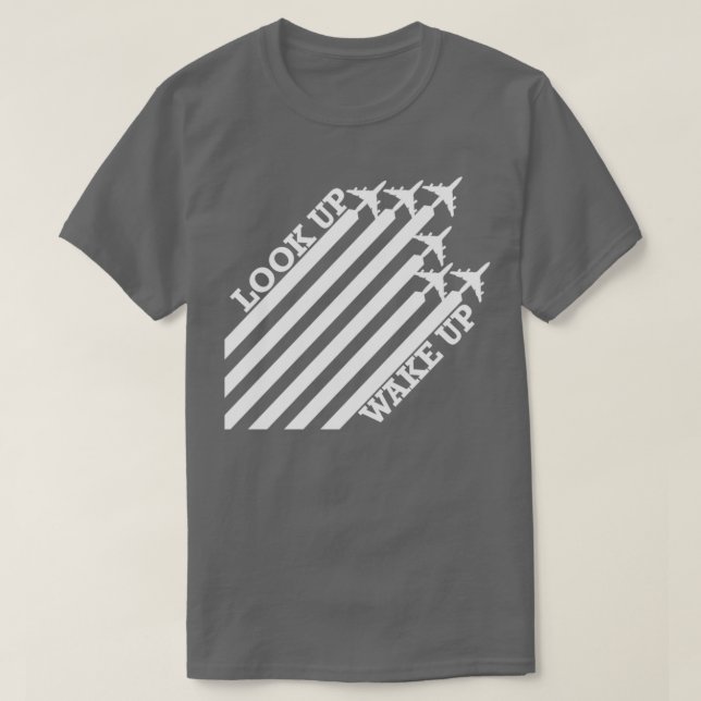 Suchen Sie nach geweckt Chemtrails diagonale Flugz T-Shirt (Design vorne)