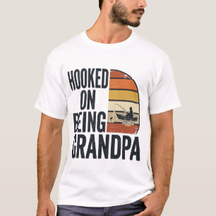 Süchtig danach, Opa Angelsport Retro-Vektor-Design T-Shirt