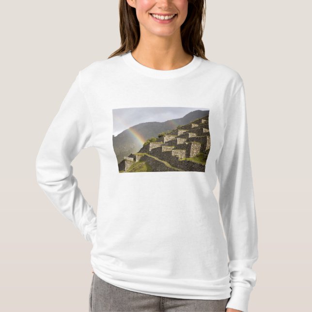 Südamerika, Peru, Machu Picchu. Regenbogen T-Shirt (Vorderseite)