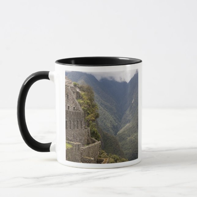 Südamerika, Peru, Machu Picchu. Steinruinen Tasse (Links)