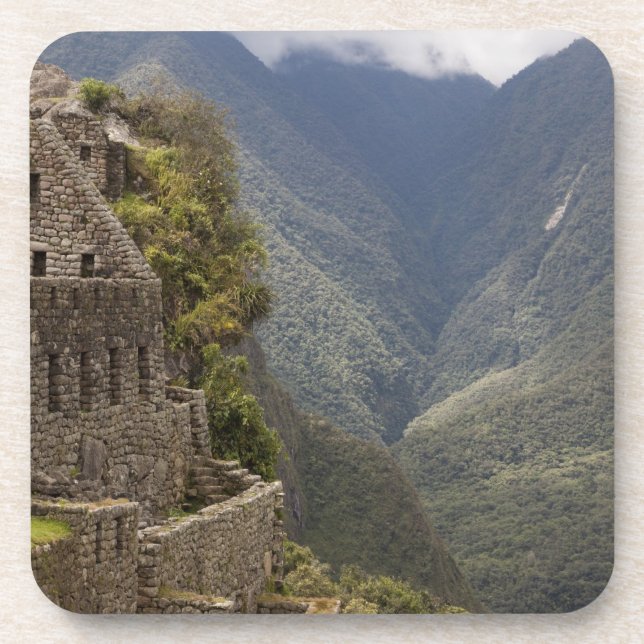 Südamerika, Peru, Machu Picchu. Steinruinen Untersetzer (Vorderseite)