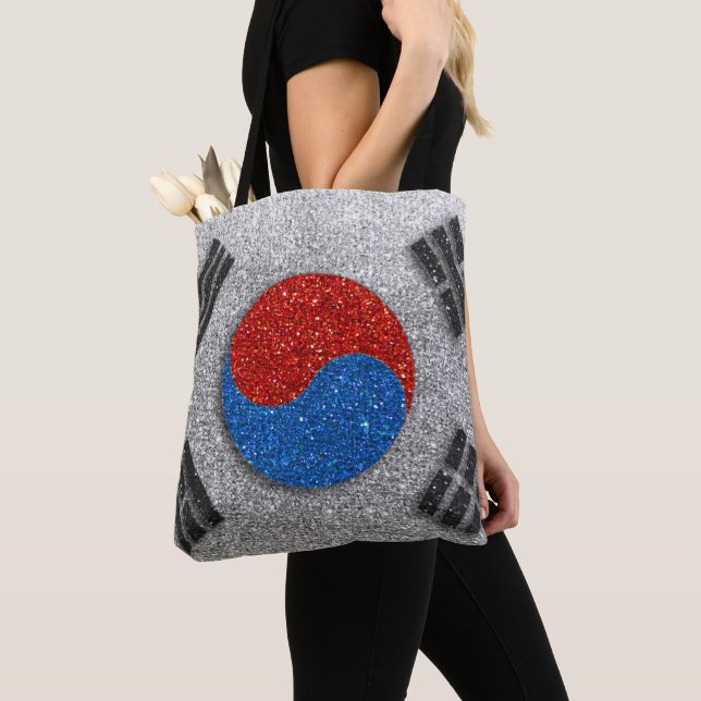 Südkoreanischer Glitzer mit Flaggen Seoul Korea Tr (Von Nahem)