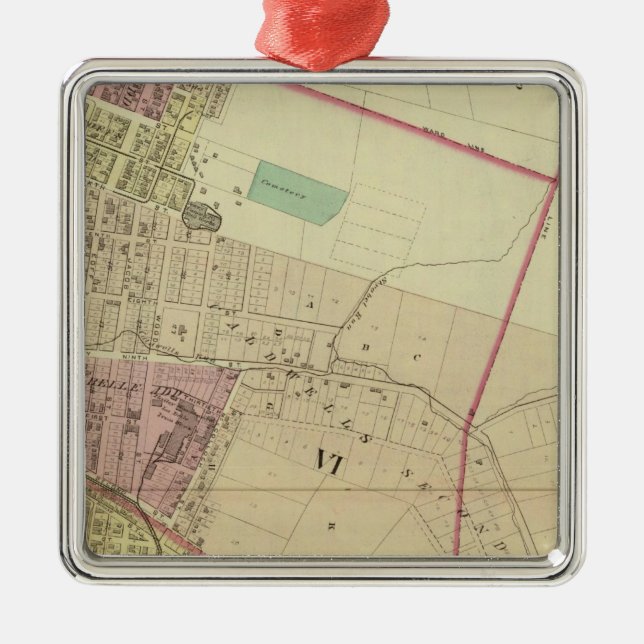 Südräder, fünfte, sechste und achte silbernes ornament (Vorne)