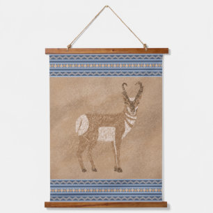Südwestpronghorn Stehend Antelope Blue Border Wandteppich Mit Holzrahmen