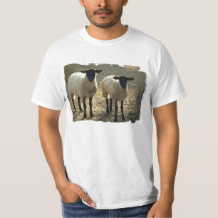 Suffolk-Schafehirtenweiden-oder Barnyard-Szene T-Shirt