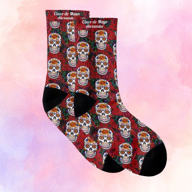 Sugar Skull Cinco de Mayo Red Floral Name Socken (Von Creator hochgeladen)