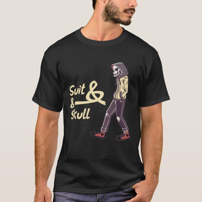 Suit & Scull – Dunkle Eleganz trifft Rebellion tee (Vorderseite)