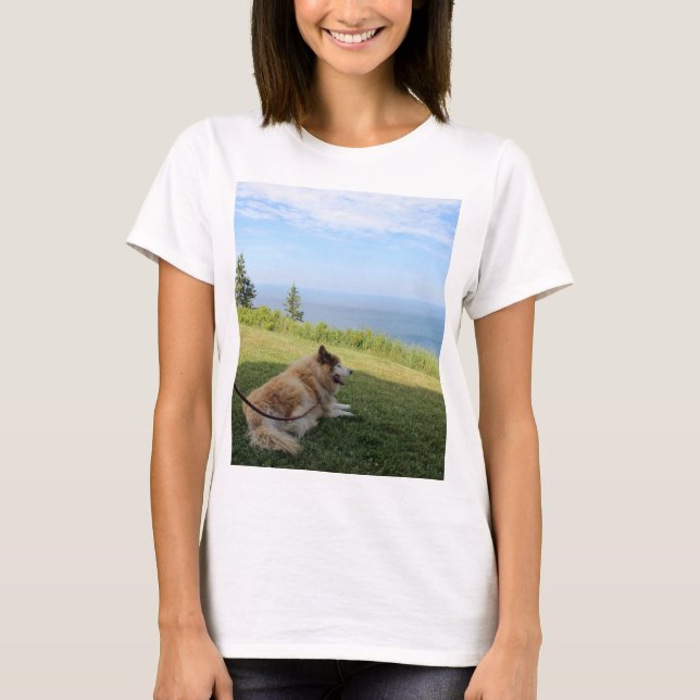 Suka Enjoying Cape George T-Shirt (Vorderseite)