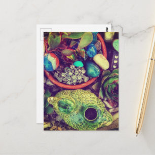 Sukkulenten und niedliche Gartendekoration Postkarte