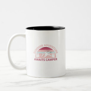 Summer Adventure Awaits Camper-Adventure-Camper Zweifarbige Tasse