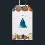 Summer Christmas Beach Seashell Individuelle Name Geschenkanhänger<br><div class="desc">Ein einzigartiges Sommer Weihnachtsdesign mit Strandwellen für die Fülle des Weihnachtsbaumes und Seashells als Grenze. Ideal für Weihnachtsgeschenke und Dekoration. Passen Sie das Weihnachtsgeschenk-Tag mit Ihrem Text an und machen Sie es zu Ihrem eigenen.</div>