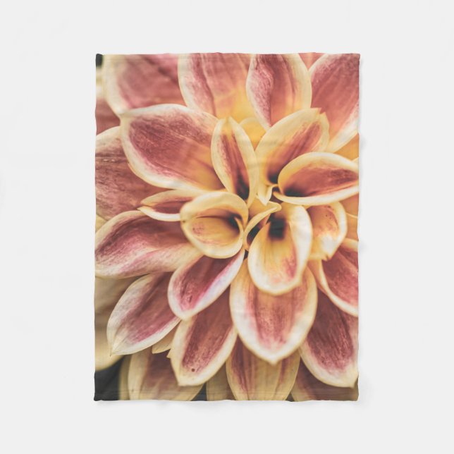 Summer Dahlia Blume (Floral Art) Fleecedecke (Vorderseite)