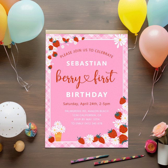 Summer Daisy & Strawberry Berry Erster Geburtstag Einladung (Berry First Birthday Summer Daisy Flower & Strawberry Pink Plaid Collection 1st Birthday Invitation)