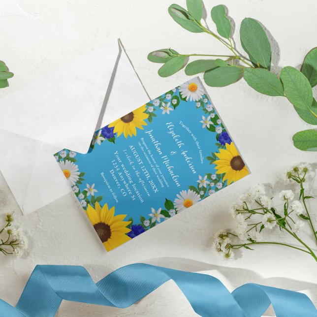 Summer Sky Blue Floral Wedding Einladung (Von Creator hochgeladen)