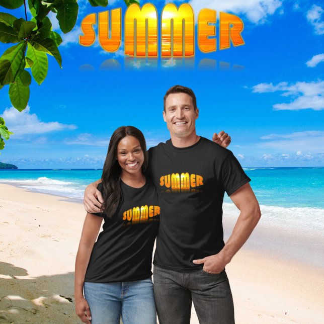 Summer Sunset Trendy Kurve Text Effect T-Shirt (Von Creator hochgeladen)
