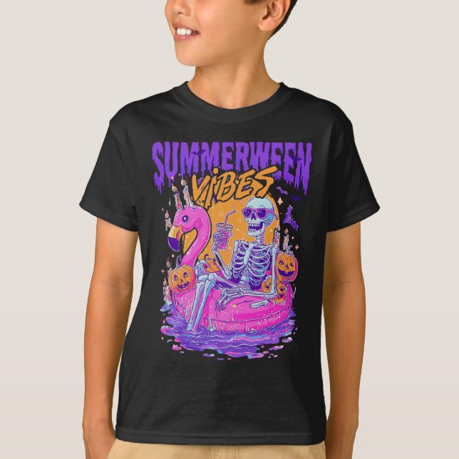 Summerween Vibes Skeleton Pumpkin Spooky Urlaub T-Shirt (Vorderseite)