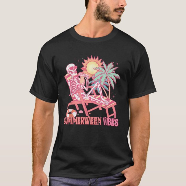 Summerween Vibes Skeleton Summer Vacation Beach Fu T-Shirt (Vorderseite)