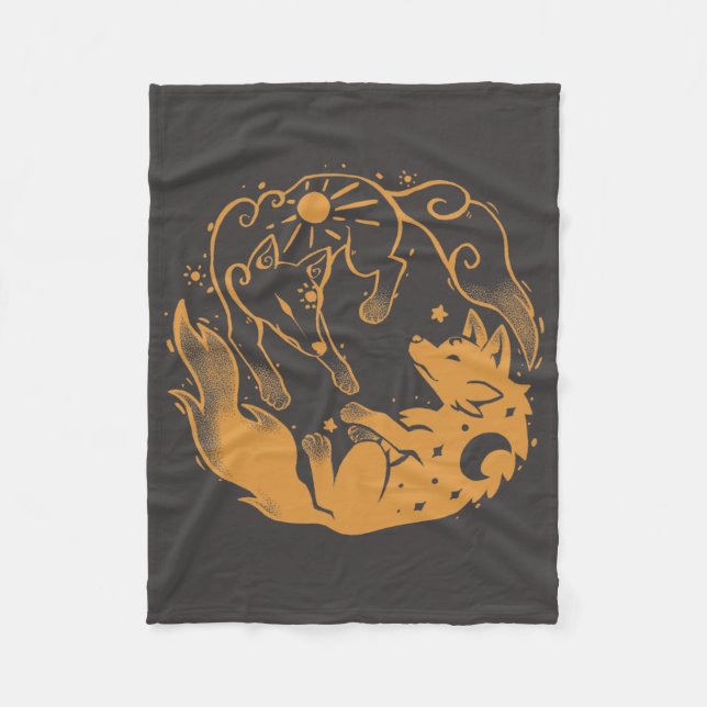 Sun and Moon Golden Wolves Fleecedecke (Vorderseite)