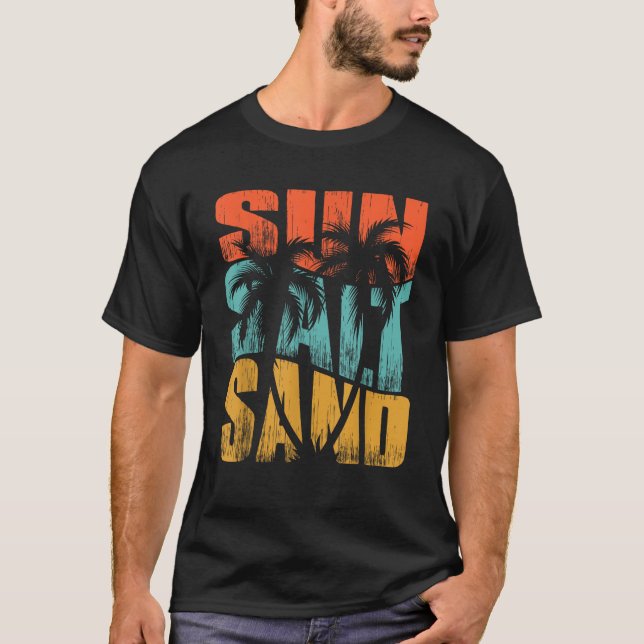Sun Salt Sand Beach Sonnenuntergang Sommerurlaub C T-Shirt (Vorderseite)