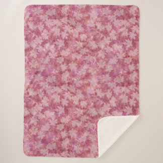 Sunbleached Maple Leaves on Red Sherpa Blanket Sherpadecke