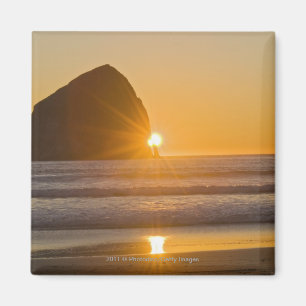 Sunburst und Haystack Rock am Kap Kiwanda Magnet