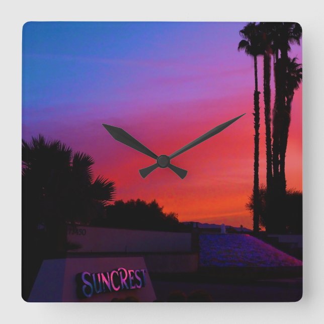 SUNCREST WALL CLOCK QUADRATISCHE WANDUHR (Vorderseite)