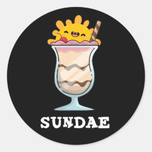 Sundae Funny Sunday Ice Cream Pun Dark BG Runder Aufkleber