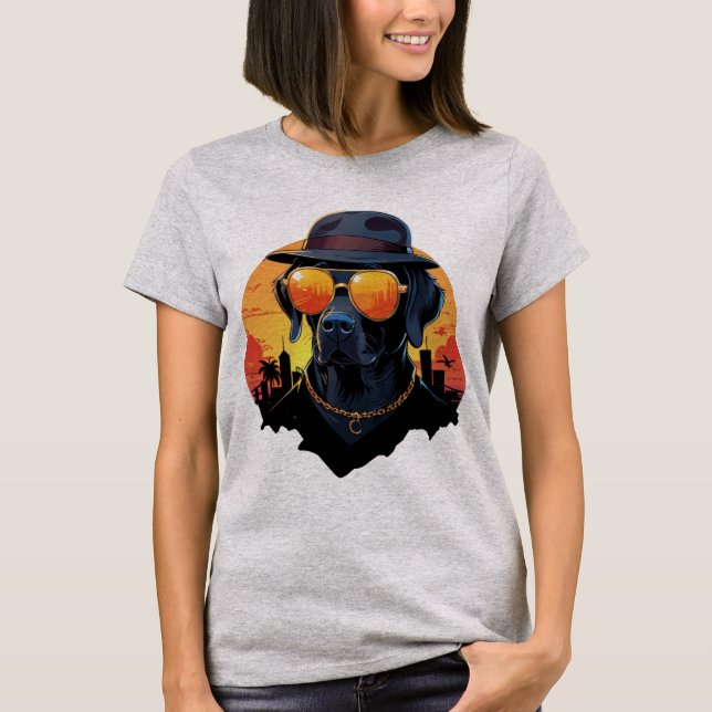 Sunglass Pup Swagger T-Shirt (Vorderseite)
