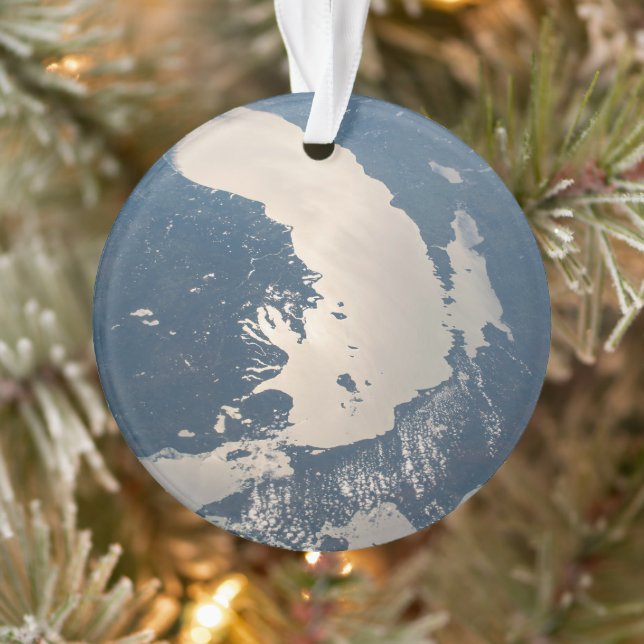 Sunglint Beams Off Lake Michigan Ornament (Baum)