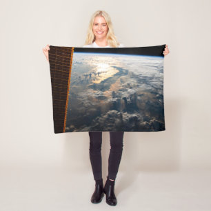 Sunglint blickt vor Celebes Meer in Südostasien Fleecedecke