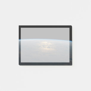 Sunglint strahlt aus einem teilweise bewölkten Süd Post-it Klebezettel