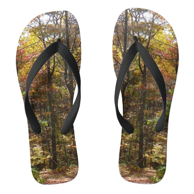 Sunlit Herbstweg im Laurel Hill Staat Park Flip Flops (Fußbett)