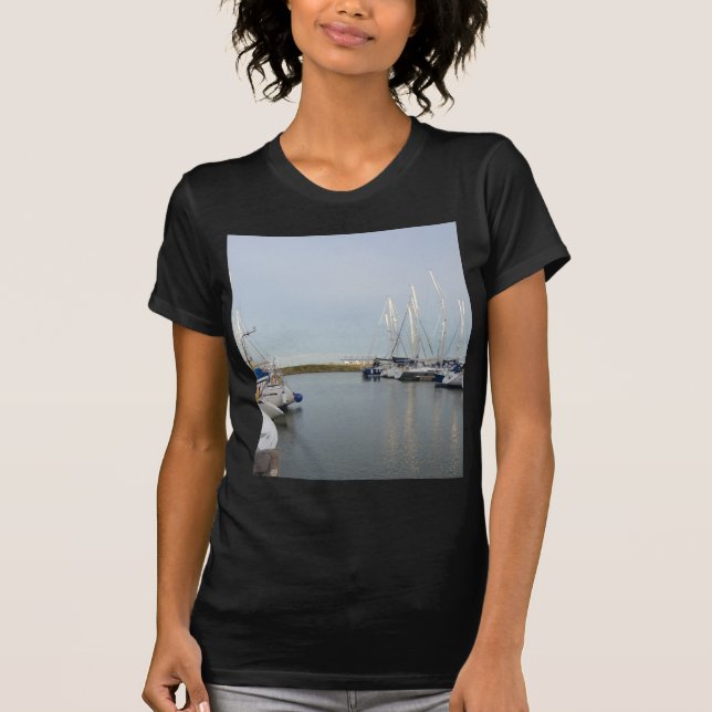 Sunlit Masts T-Shirt (Vorderseite)