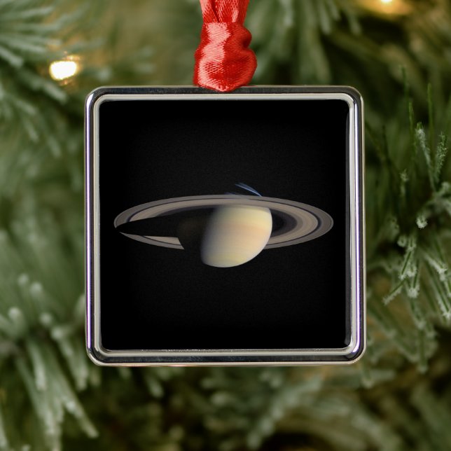 Sunlit Saturn Gas Giant Planet von Cassini Ornament Aus Metall (Baum)