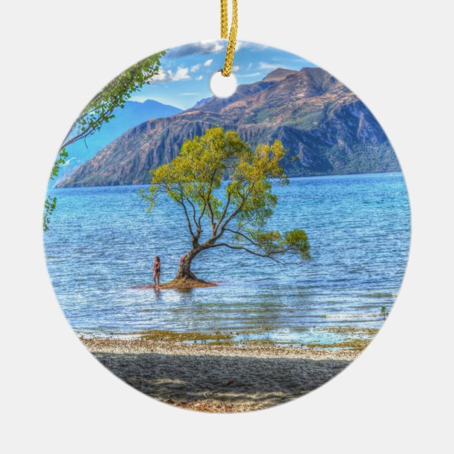Sunning Lake Wanaka New Zealand Sea Island Geschen Keramikornament (Vorne)