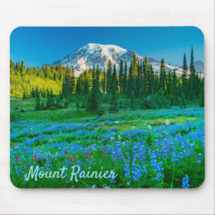 Sunrise Lupine und Berg Rainer Mousepad