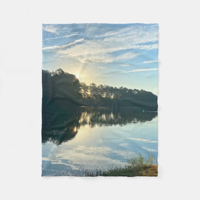 Sunrise Over A Georgia Lake Fleecedecke (Vorderseite)