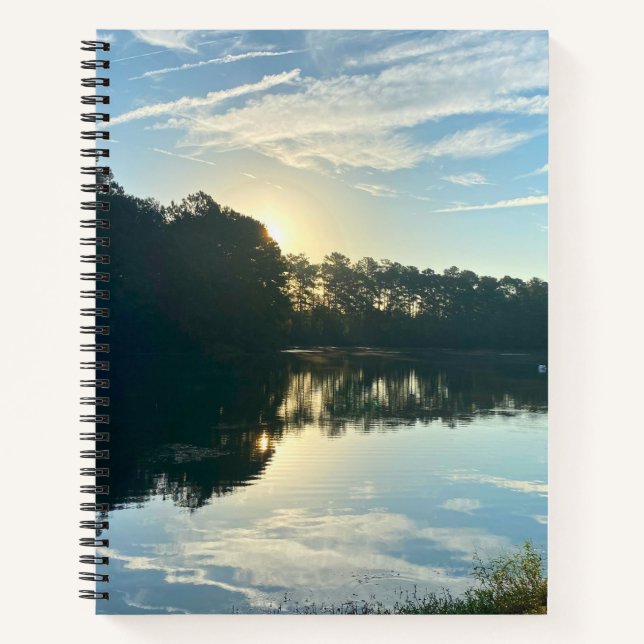 Sunrise Over A Georgia Lake Notizbuch (Vorderseite)
