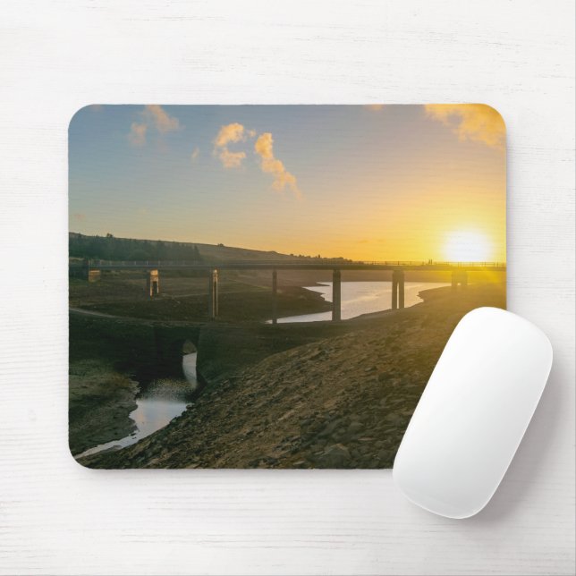 Sunrise Over Baitings Bridge - Exposed Depths Mousepad (Mit Mouse)