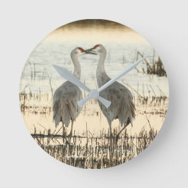 Sunrise Sandhill Crane-Paar Runde Wanduhr