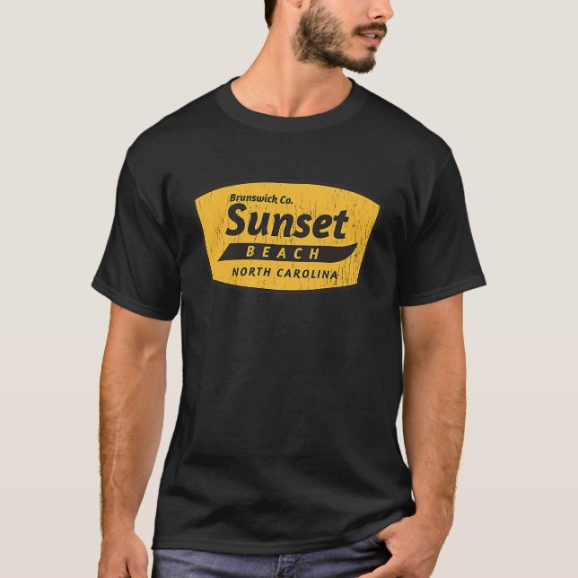 Sunset Beach, NC Summer Vacationation Gas Station  T-Shirt (Vorderseite)