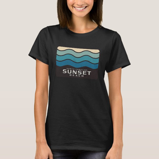 Sunset Beach NC Summertime Lazy Wavy Waves T-Shirt (Vorderseite)
